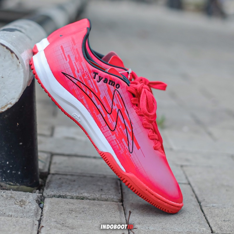 Specs Hyperchaos IN Rising Red