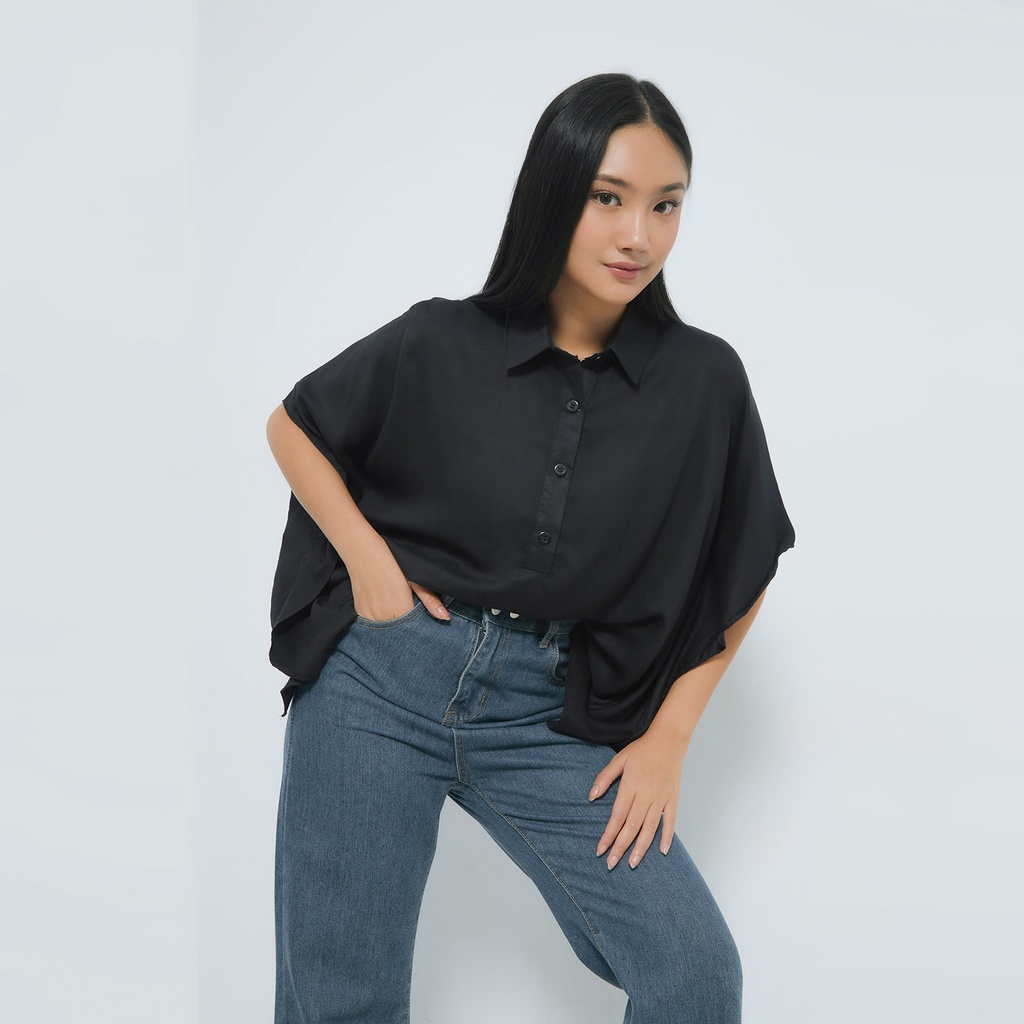 Sundays Attire - ALAIA BLOUSE / Atasan Wanita Berkerah Polo Batwing