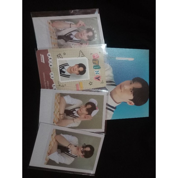 ATEEZ 2nd Fankit