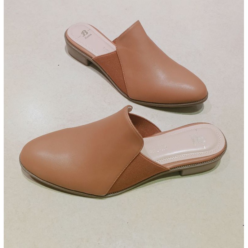 Bata Sandal Wanita Slip On Brown - 5913172