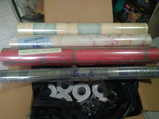 R005ls Wallpaper Sticker Ku - Bata Merah 45cm X 9-10m Wallpaper Dinding