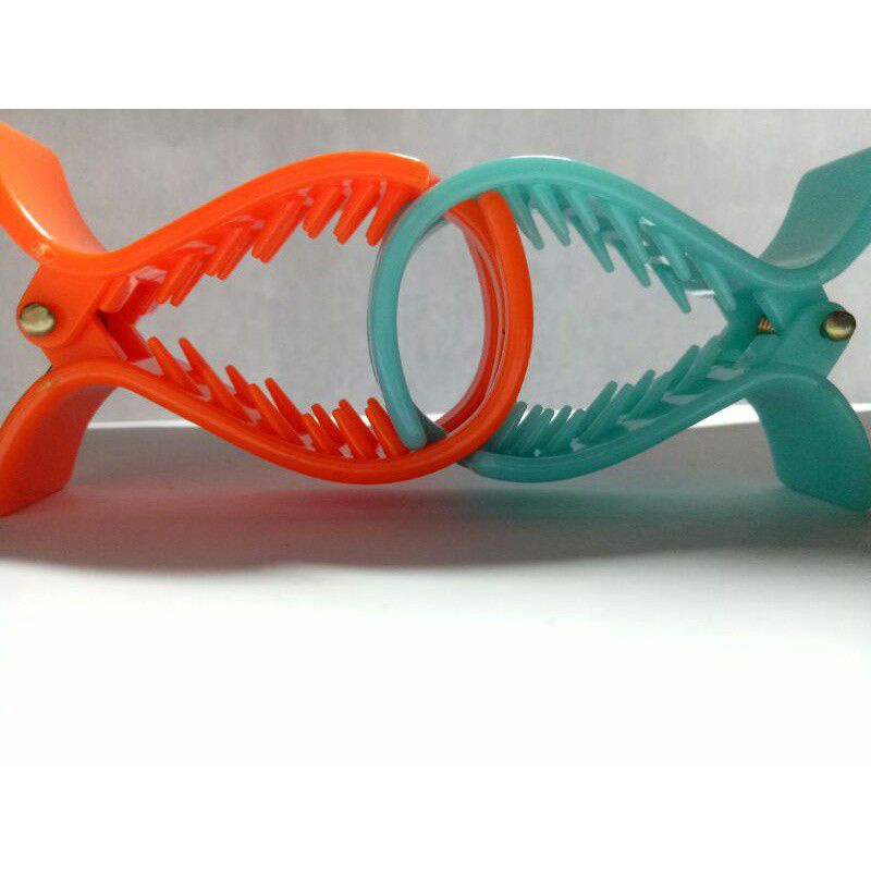 Jedai Taring / Jepitan Ikan