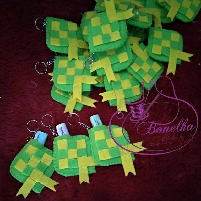 

Amplop lebaran gantungan kunci Ketupat