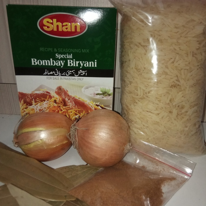 

Ready- Paket Premium Masak Biryani Lengkap Beras Dan Bumbu