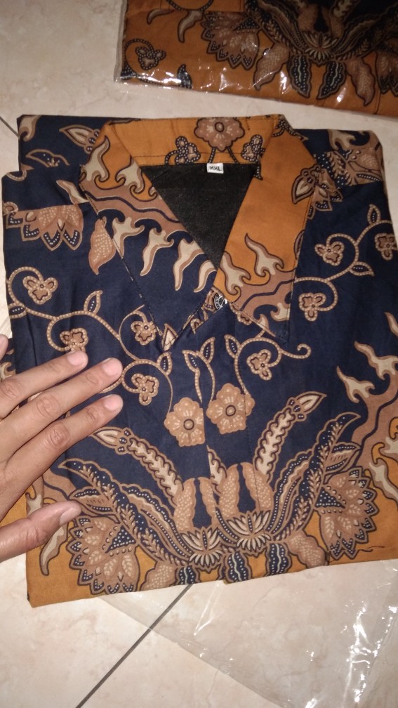 Ajotosatru Kuning Kemeja Batik Pria Full Furing Bahan Katun Halus Primisima