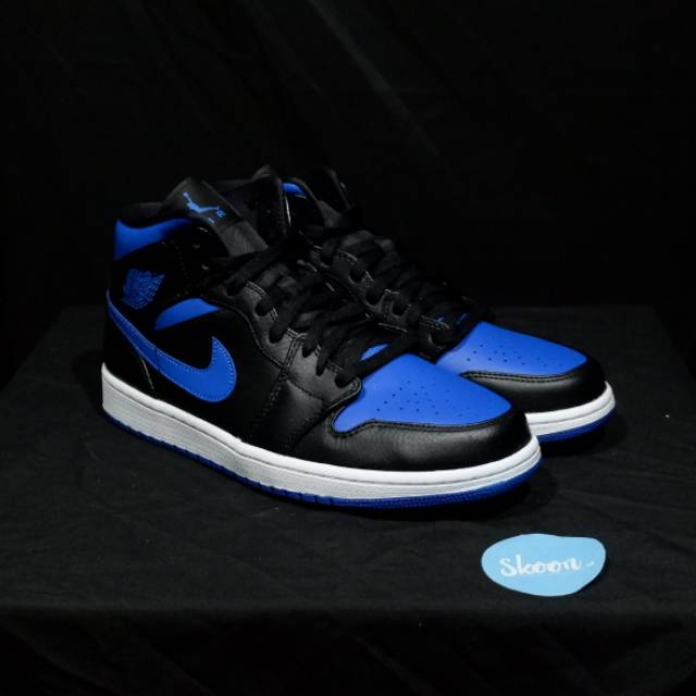 air jordan 1 mid black hyper royal white