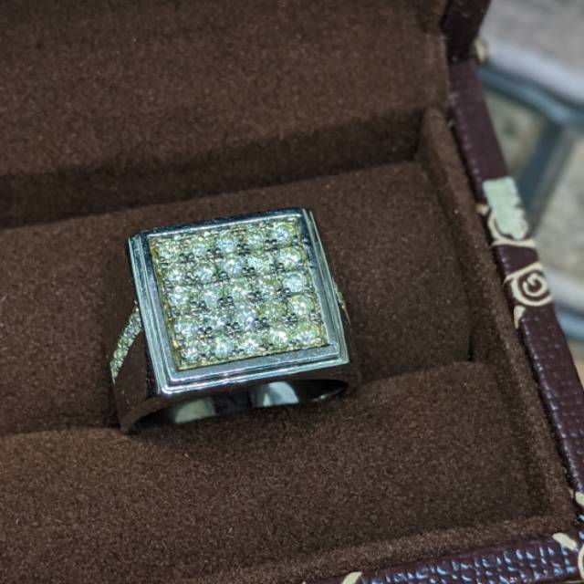 CINCIN BERLIAN EROPA PRIA JUMBO