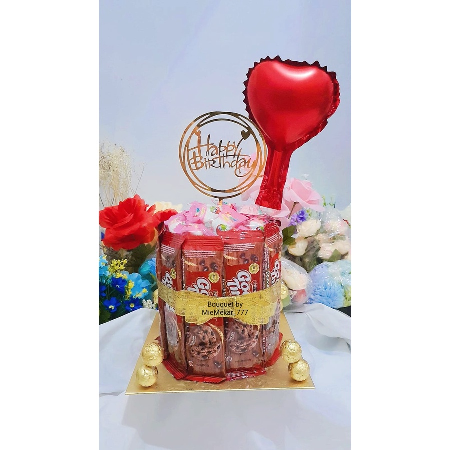 

SNACK TOWER/KUE ULANGTAHUN/SNACK CAKE/SNACK TART/SNACK ULTAH/BIRTHDAY TOWER/KADO ULTAH/KADO WISUDA/BUCKET/ULANG TAHUN/SET HADIAH/KUE TART/HAMPERS