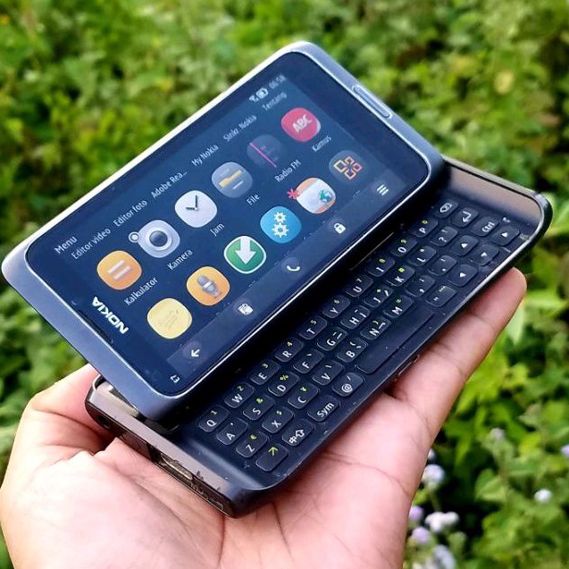 Hp jadul Nokia E7 Comunicator original hp langka  keren hp unik no e90 n gage e72