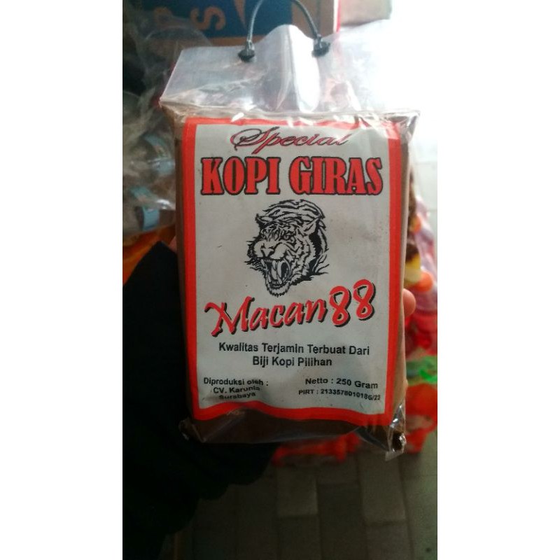 

Kopi Giras Macan 88 250 Gram