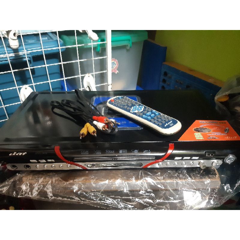 PROMO CUCI GUDANG  DVD PLAYER DAT TIPE 909 KONDISI BARU BACA DESKRIPSI DAHULU SEBELUM MEMBELI.