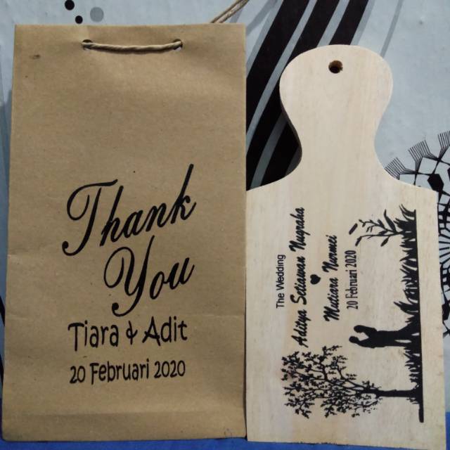 

Souvenir nikah telenan paperbag