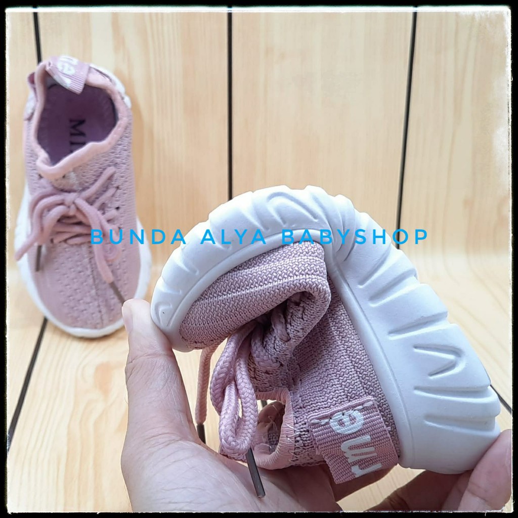 Sepatu Sneaker Anak Perempuan Import Terbaru Sepatu Anak Sekolah PAUD Cewek