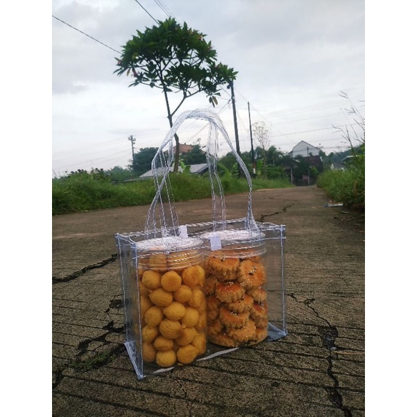 

Tas Kemasan Toples Bahan TEBAL 20*10*15 (Tas MINI)