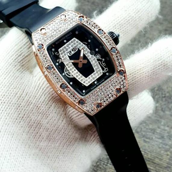 Penjualan Terbanyak.. Jam tangan wanita rubber syahrini diamond