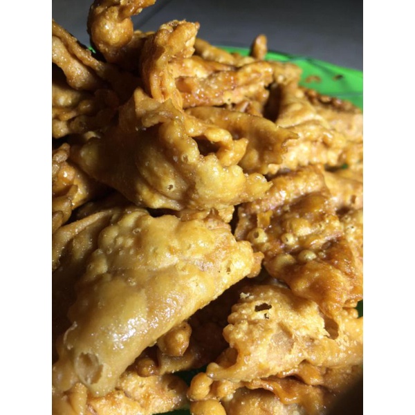 

pastel segitiga manis 1kg