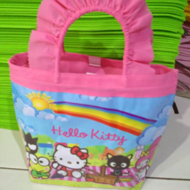 

READY!!! Tas souvenir ultah model pegangan renda