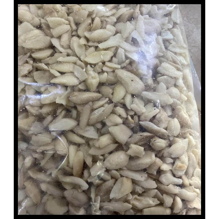 

DISKON TERBATAS !!! KACANG KENARI BELAH 1 KG PACK - KENARI TERLARIS