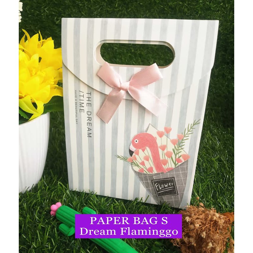 

Paper Bag Motif / Tas Kertas Kado / Tas Ulang tahun - S The Dream