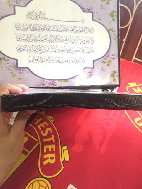 Kaligrafi Tema Violet