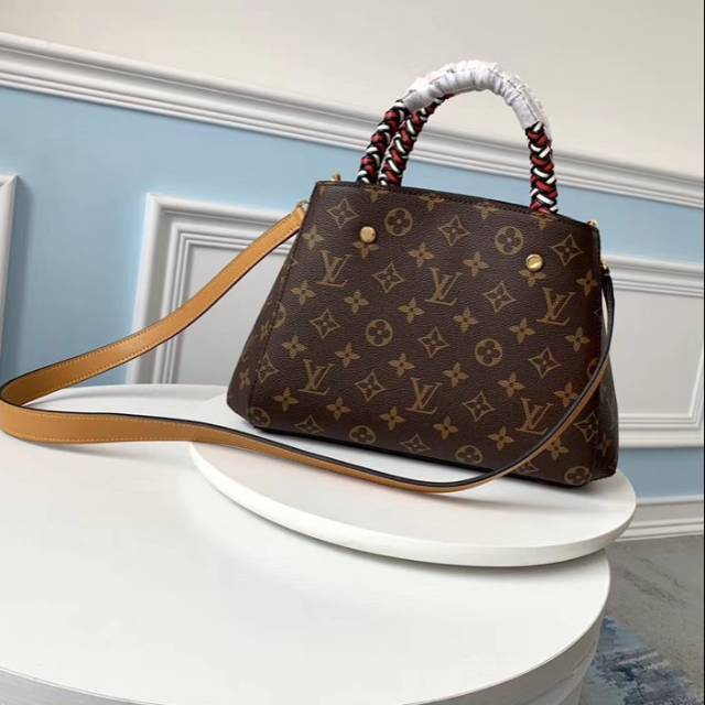 Tas Wanita / Lv Montaigne M44671 /Mirrror Quality