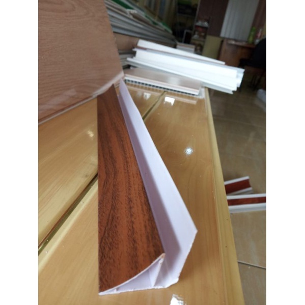 List tembok shunda plafon kayu jati