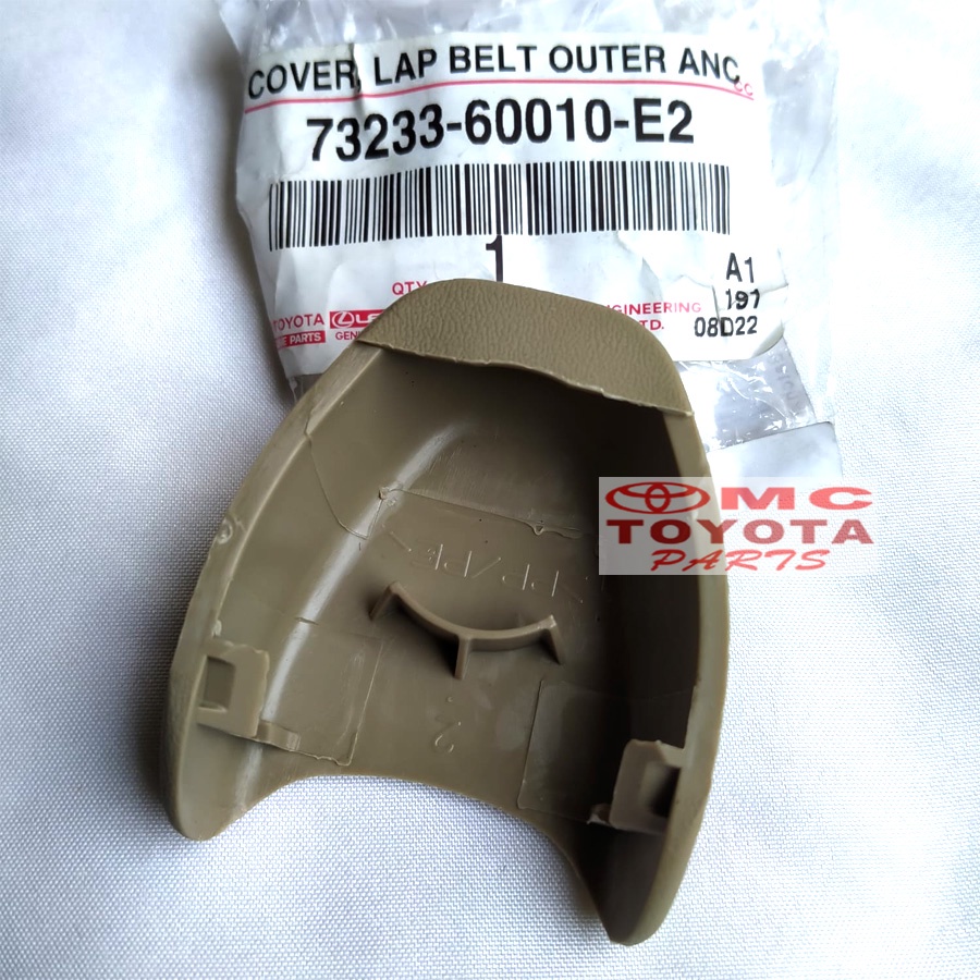 Cover Tutup Baut Seat Belt Belakang Fortuner 73233-60010-E2