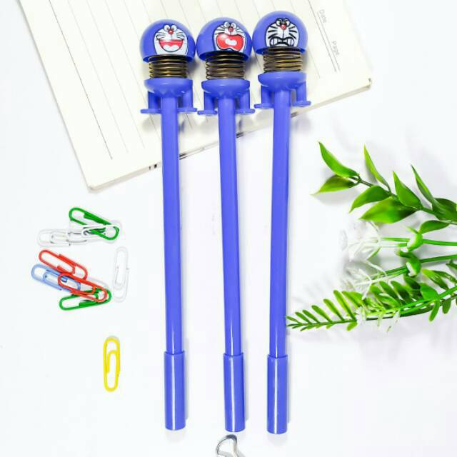 

1 pcs Pulpen karakter spring doll doraemon
