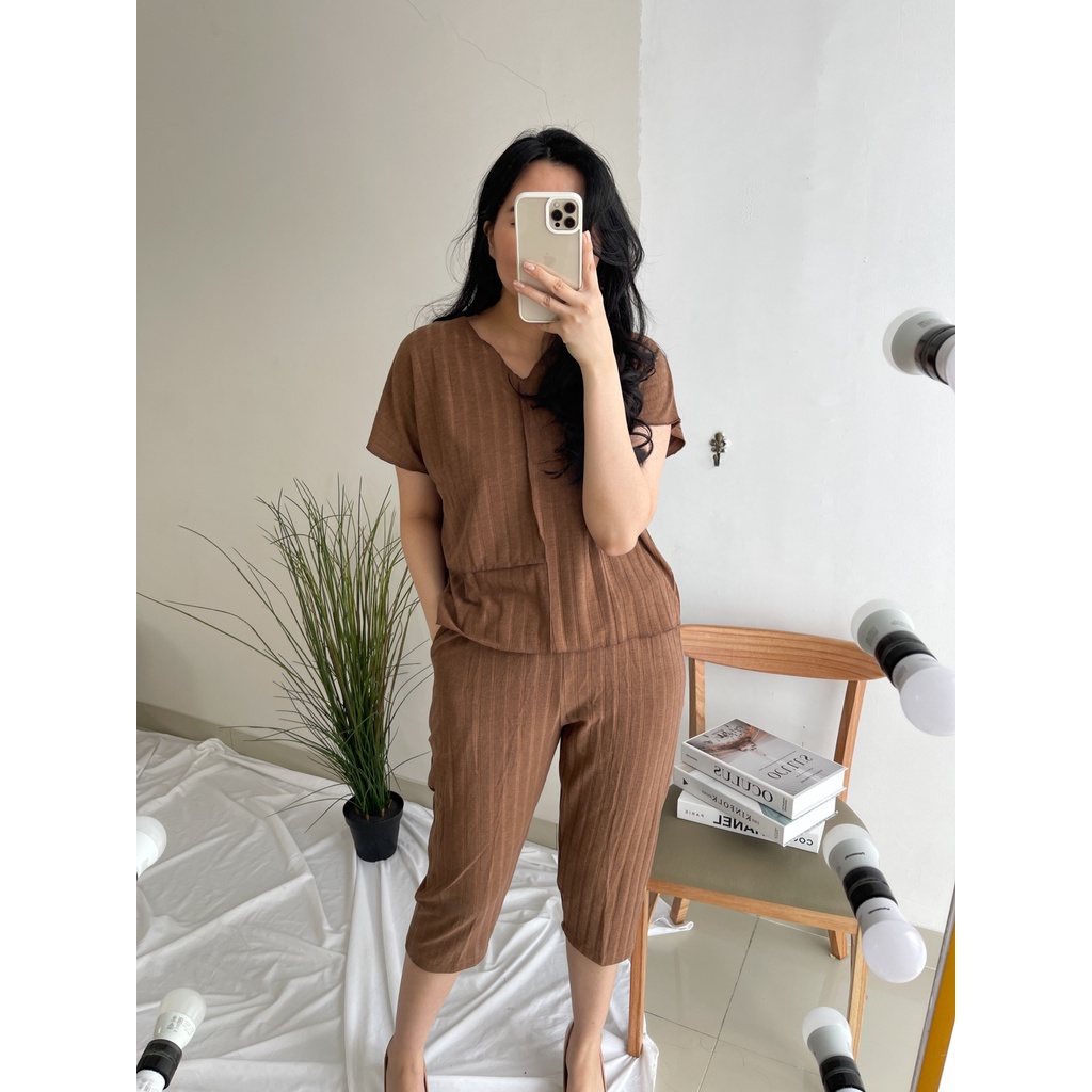 Luvanichouse - Montreal Topbottom Set-2