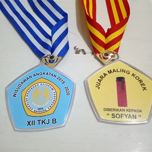 Medali Akrilik Custom Sekolah wisuda kelulusan graduation