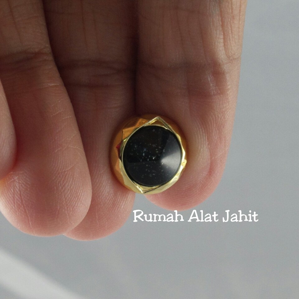 Kancing Akrilik Bulat Motif Poni 12mm