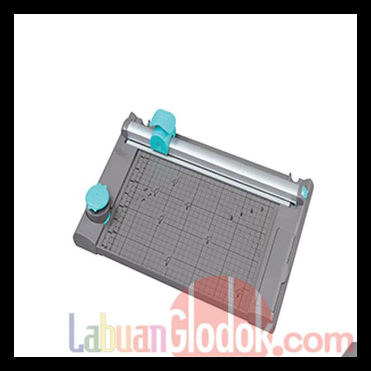 

TERBARU ROTARY TRIMER KW-TRIO 13939 UKURAN A4 PAKET ALAT TULIS MURAH