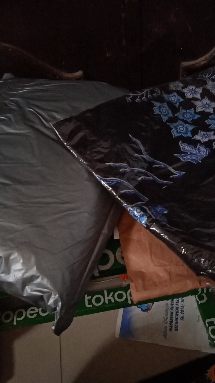 Hem Batik Pria Kemeja Batik Cowok Lengan Panjang Baju Batik Laki -laki Kemeja Seragam Baju Kantor