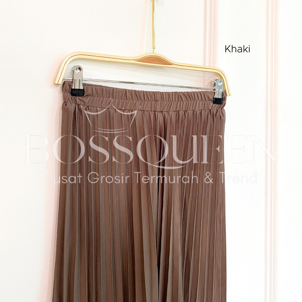 Rok plisket pendek 7/8 wanita model payung / Rok Plisket Mayung pendek / Rok Kerja Dewasa-Khaki