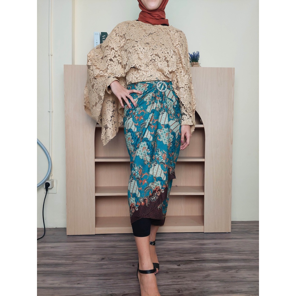 HOPYLOVY SUPER SALE Setelan Kebaya Brukat Cape + Rok Lilit