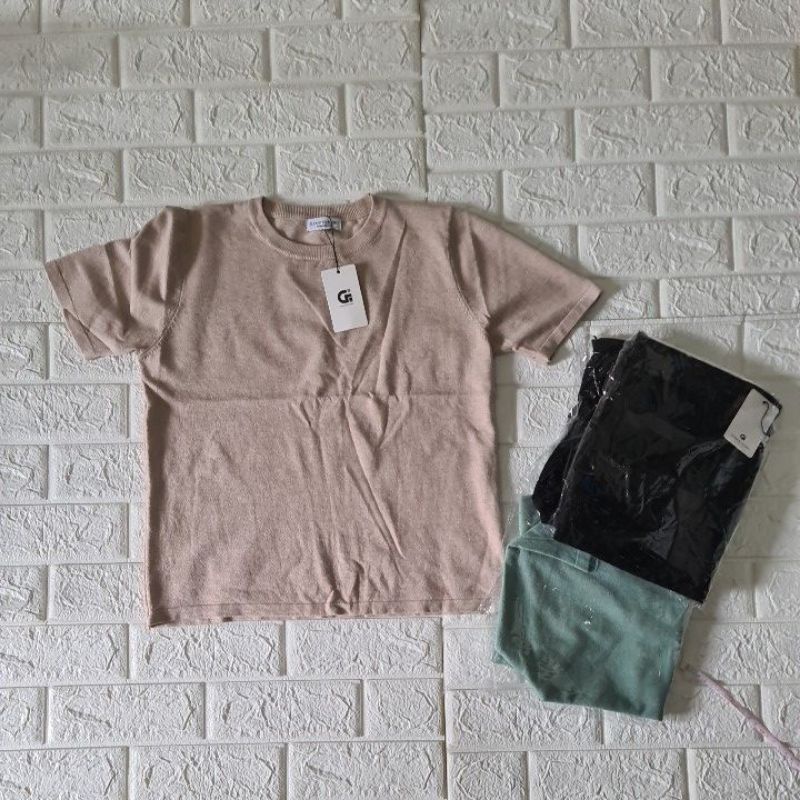 Atasan/Kaos wanita import Giant basic New bahan rajut strect premium
