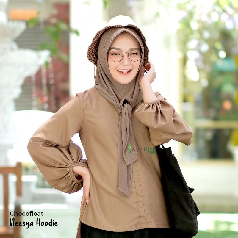 Neesya Hoodie Split Alya hijab by naja Ori