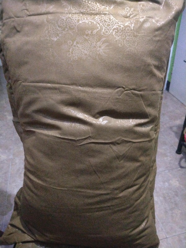 Sarung Bantal Tidur Polos Emboss Vallery Quincy Jumbo Murah Bahan Katun - Ijn