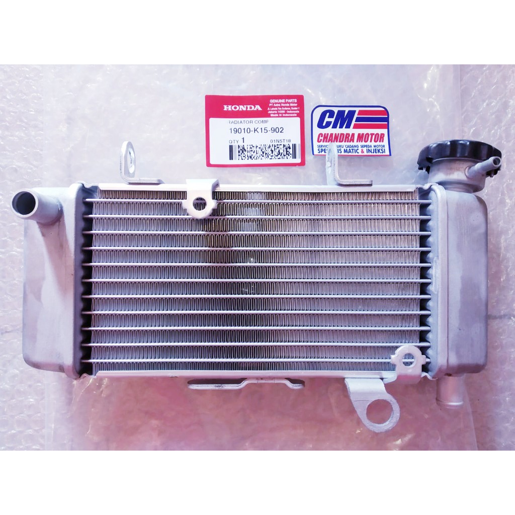 Radiator old CB150R lama  CB 150R lama 19010-K15-902 original HONDA AHM