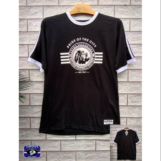 Kaos arema suporters