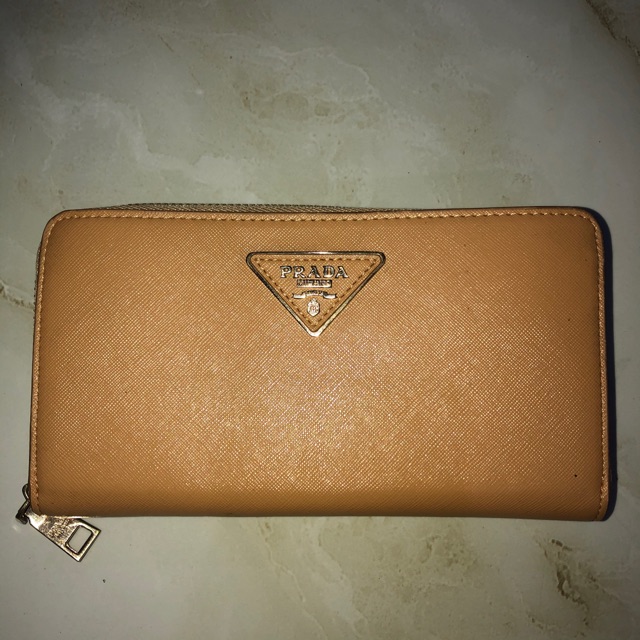Dompet prada (preloved)