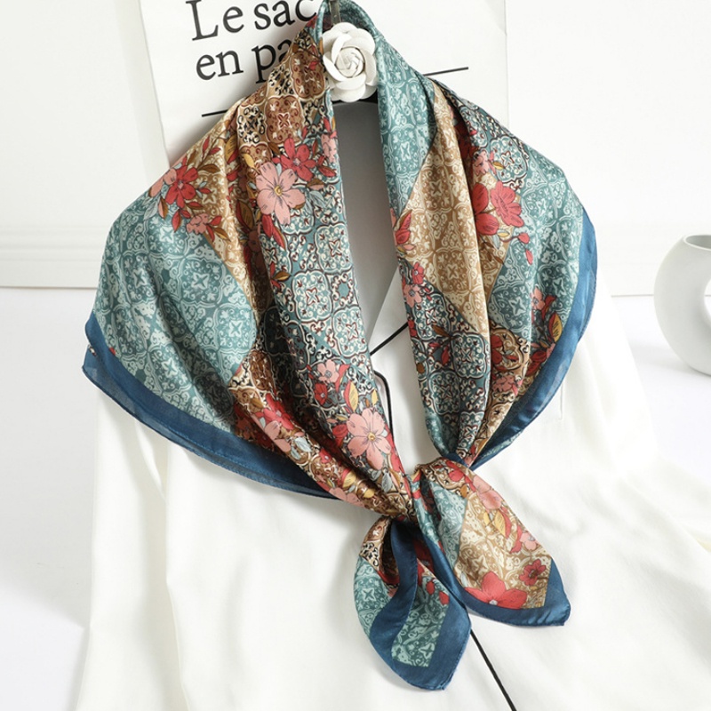 Scarf &quot;Regina&quot; 90 x 90 bahan Sutra Imitasi HIGH GRADE, Scarf Mewah