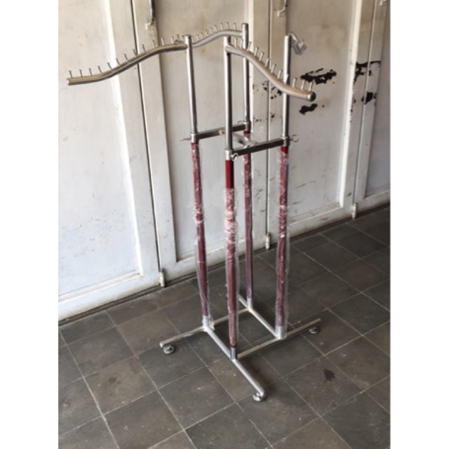 Gawangan Baju 4 Arah