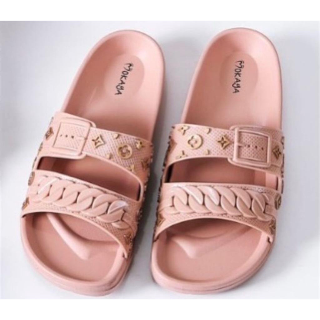 Sandal Slop Jelly Wanita Ban 2 Motif L.V Rantai Gesper Super Keren Elegant Mewah Import Mokaya / Size 37-41 (2013-H)-Salem