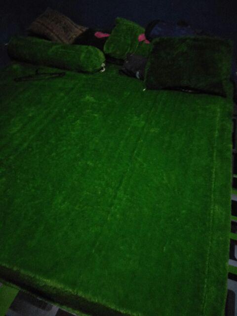 Seprai Bulu Bulu Rasfur/seprai Kasur Bulu Rasfur Murah Berkualitas