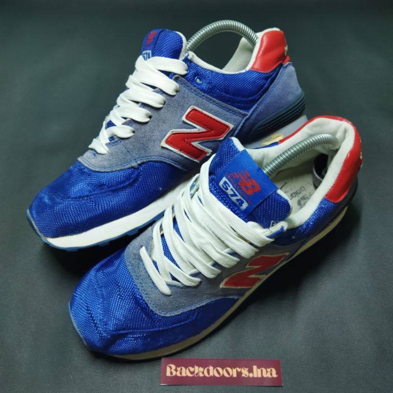 New Balance 574 Red Blue
EU 42
CM 26.5