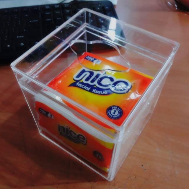 

Acrylic Tisue kotak
