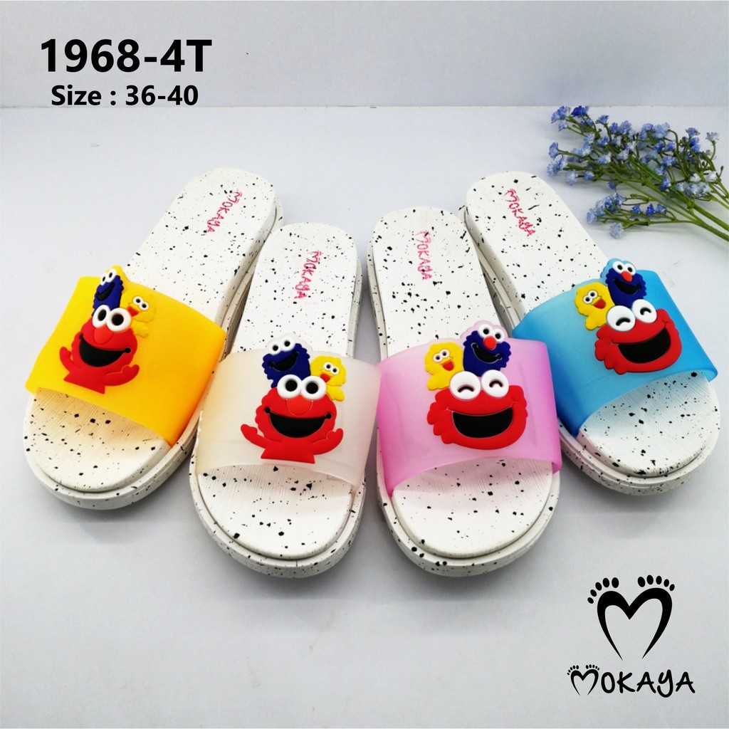 Sandal Slop Wanita Elmo Lucu Terfavorit Import Mokaya  / size 36-40 (1968-4T)