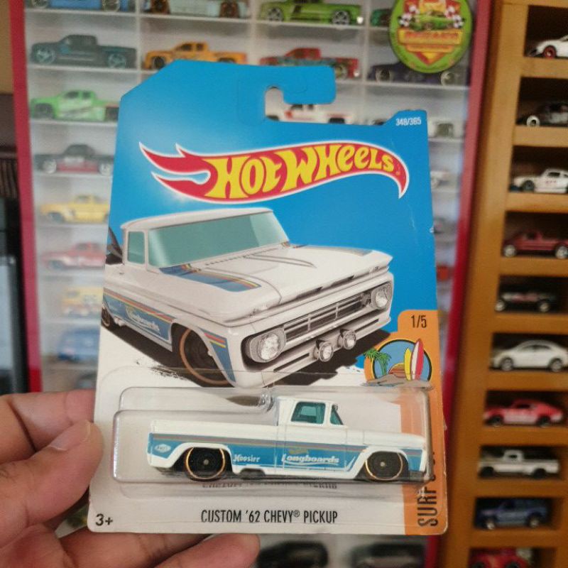 HOT WHEELS CUSTOM 62 CHEVY PICKUP
