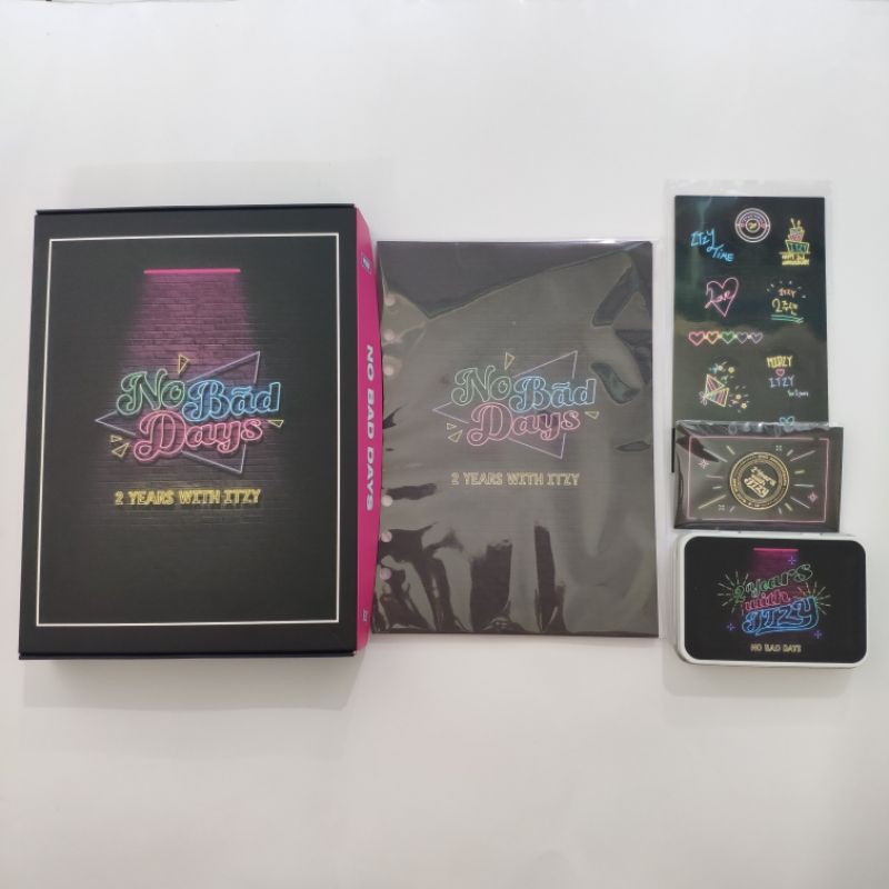 [BOOKED] ITZY NO BAD DAYS FEBRUARY YEJI LIA RYUJIN CHAERYEONG YUNA OUTBOX SET